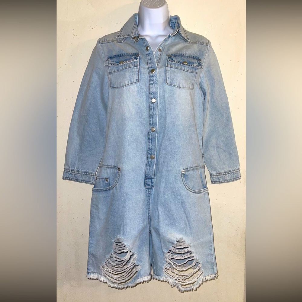 Distressed Romper - Picture 6 of 6